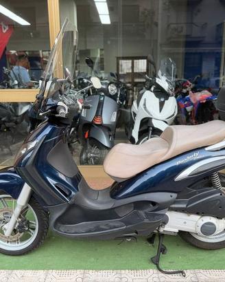 Piaggio Beverly 250 tuo a 40€ al mese