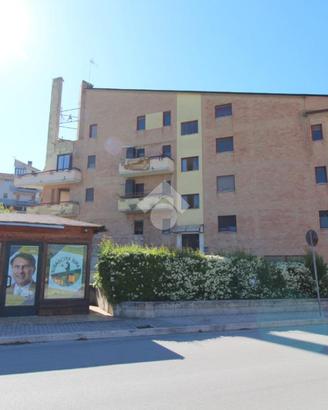 3 LOCALI A RIPALIMOSANI