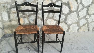 Sedie in legno laccate nero