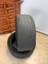 Gomme 285/40/20 micheline