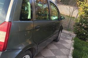 Fiat Idea 1300 Multijet Autocarro con carrello