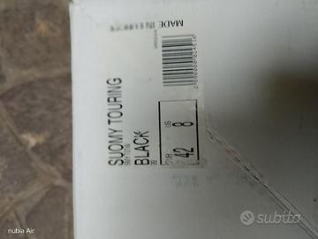 stivali moto corti praticamente nuovi