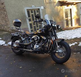 Harley-Davidson Softail Cross Bones - 2010