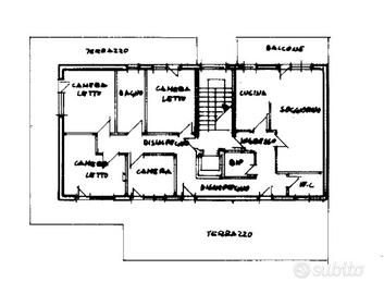 Attico con ascensore, 4 camere singole