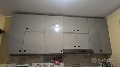 cucina angolare tavolo sedie 