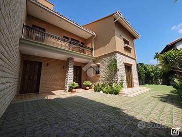 CASA INDIPENDENTE A MONTECASTRILLI