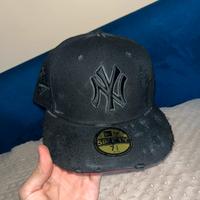 cappellino nero new era custom