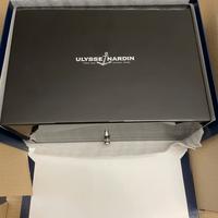 Scatola Ulysse Nardin