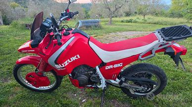 Suzuki DR 750 Big