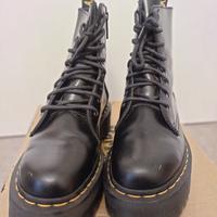 Dr Martens