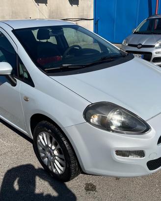 Fiat Grande Punto g.punto-5P-1.4 metano-8v-full-20