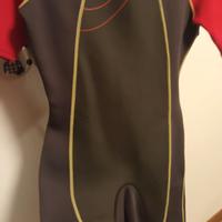 Muta da sub uomo marca " Decathlon" taglia 44