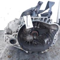 3030064030 CAMBIO MANUALE 6M TOYOTA COROLLA VERSO 