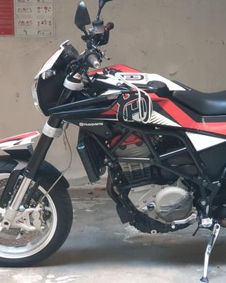 HUSQVARNA Nuda900