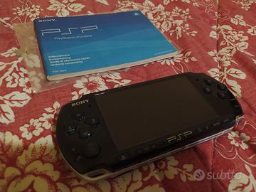 PSP 2004 con emulatore e 4 giochi ps1 all'interno