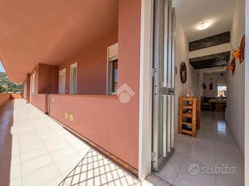 MONOLOCALE A POLLINA