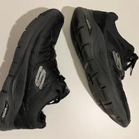 Skechers Arch Fit - Nere - Taglia EU 42.5 (US9.5)