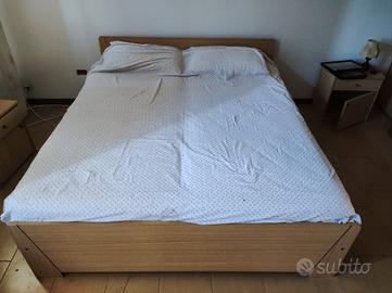 Letto matrimoniale