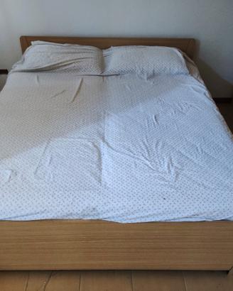 Letto matrimoniale