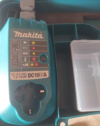 Caricabatterie Makita