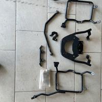 Piastra e supporto laterale valige moto