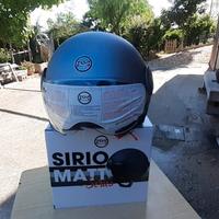 casco nuovissimo 