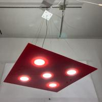 Lampadario quadrato vetro rosso bi-emissione