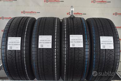 4 pneumatici triangle 225/40 r19 93v tu9019