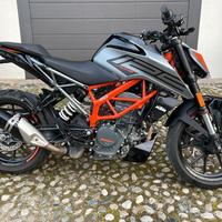 KTM Duke 125