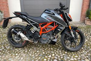 KTM Duke 125