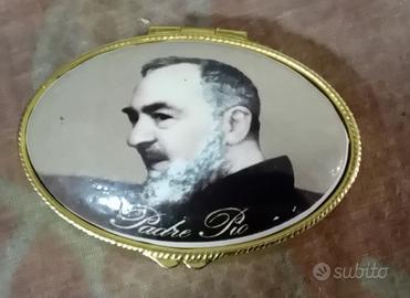 Portagioie dorato Padre Pio