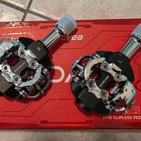 Pedali per bici gravel o MTB