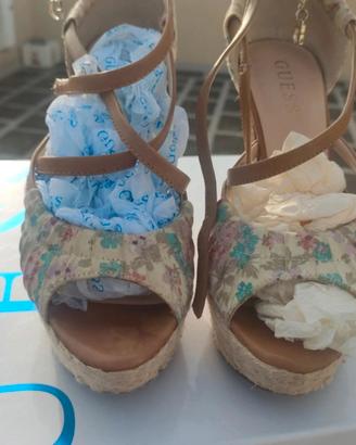 Sandali Guess