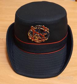 Copricapo femminile vintage Benemerite ANC