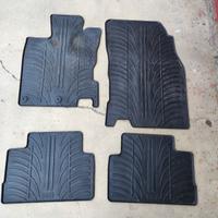 Set tappetini in gomma per  Nissan Qashqai j11