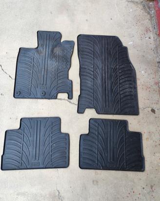 Set tappetini in gomma per  Nissan Qashqai j11