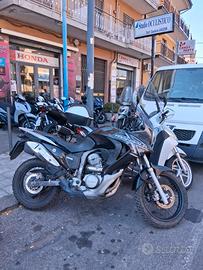 moto honda transalp