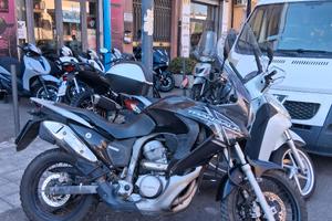 moto honda transalp