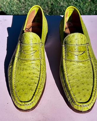 Santoni in pelle di struzzo verde penicillina