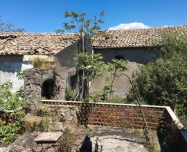 Casa Colonica e ampio terreno a Borello indipenden