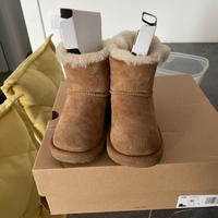 Ugg mini bailey bow