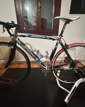 Bici da corsa Spezzotto + Rulli Elite Rampa Smart