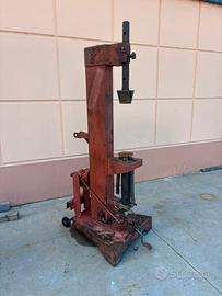 SPACCALEGNA VERTICALE 12 TON