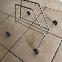 PORTA BICI A PAVIMENTO