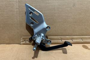 Pedana freno Yamaha MT-09 2021 2024