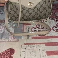 Borsa a tracolla
