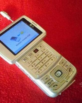 Lg u900