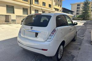 Lancia ypsilon mod. Unica