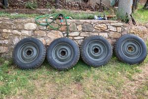 Cerchi e gomme jeep willys
