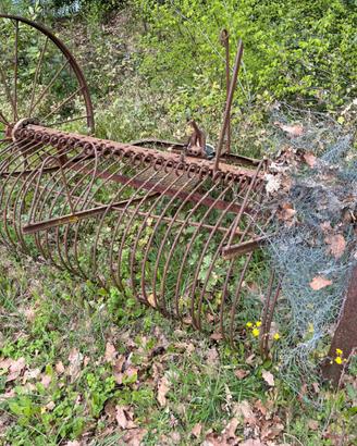 Macchina agricola storica